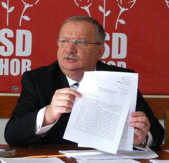 Scandalul ia amploare: Prin Emil Boc, PDL cere demisia ministrului Ioan Mang, pentru plagiat
